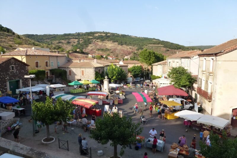 Buying Premium Domains in 2026: Smart Web Dev Investments